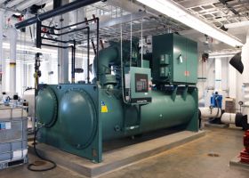 Máy làm lạnh chiller có máy loại?